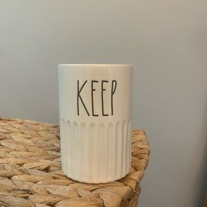 Rae Dunn “KEEP” canister